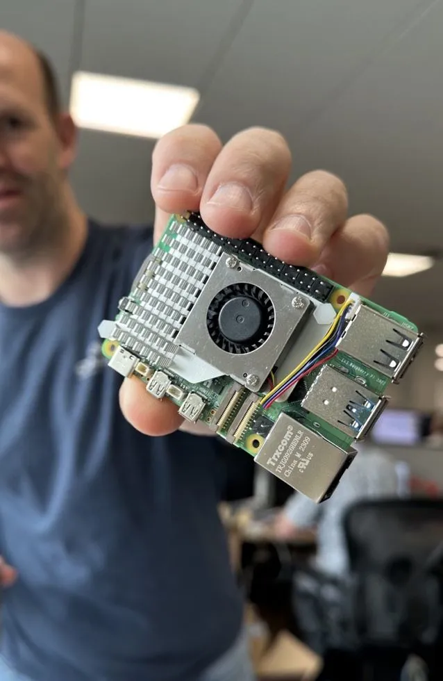 Raspberry Pi 5 para señalización digital