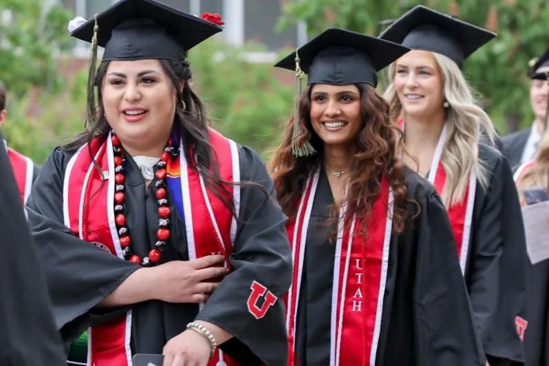 Ceremonia de graduación de estudiantes de la University of Utah.